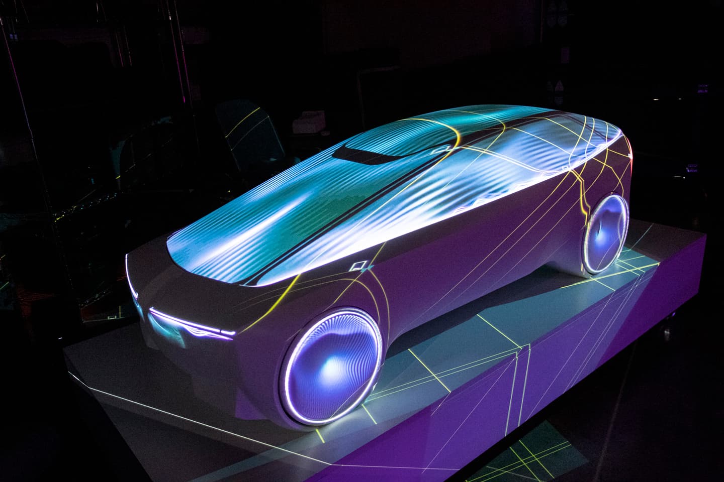 BMW Phygital Experience thumbnail